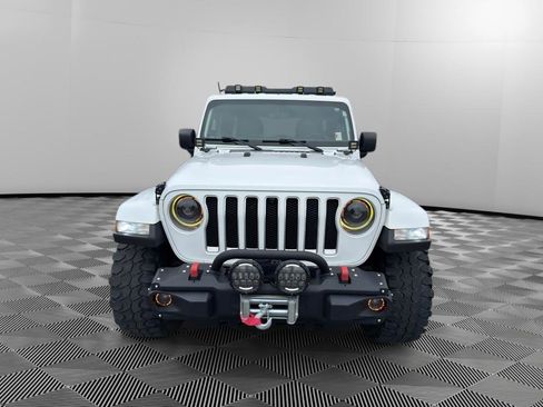 Used 2019 Jeep Wrangler Unlimited Sahara image 2