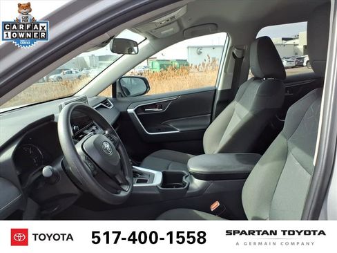 Used 2025 Toyota RAV4 XLE image 13