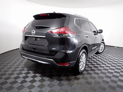Used 2020 Nissan Rogue SV image 19
