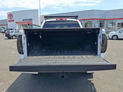 Used 2019 Toyota Tundra SR5 w/ TRD Sport Package AWD/4WD image 29