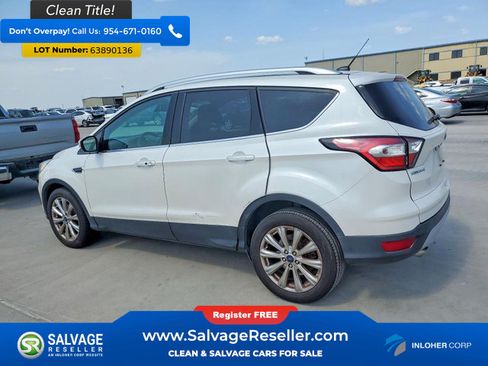 Used 2017 Ford Escape Titanium FWD image 3
