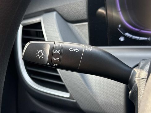 Used 2026 Kia Seltos LX FWD image 11