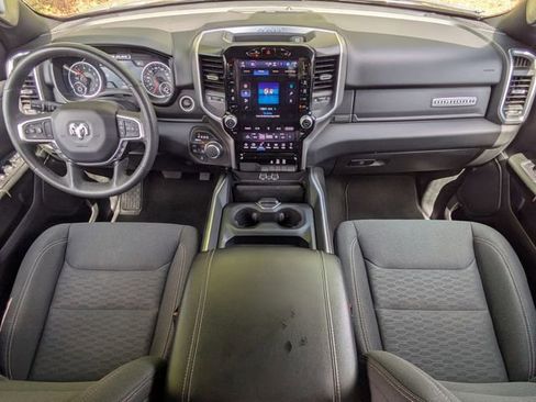 Used 2025 RAM 1500 Big Horn AWD/4WD image 16
