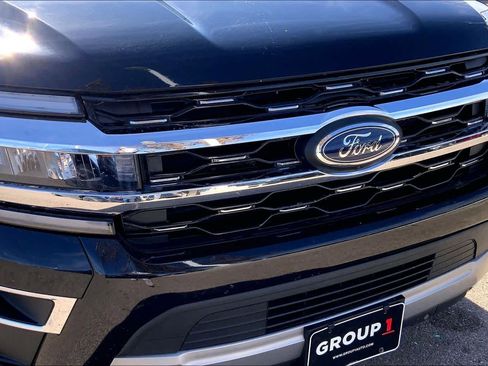 Certified 2024 Ford Expedition Limited image 30