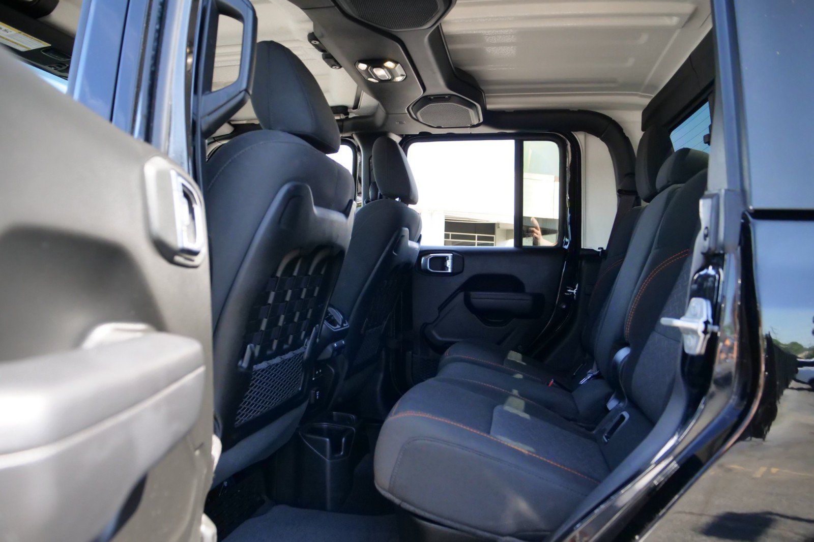 Used 2023 Jeep Gladiator Mojave w/ Cold Weather Group AWD/4WD image 36