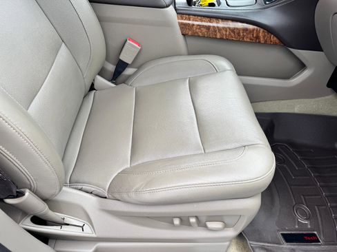 Used 2018 Chevrolet Tahoe Premier image 21