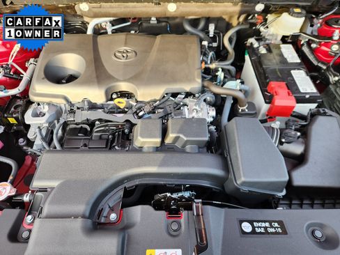 Used 2025 Toyota RAV4 XLE image 17