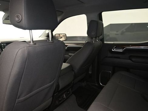 Used 2023 GMC Sierra 1500 SLE AWD/4WD image 10