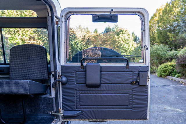 Used 1995 Land Rover Defender 90 AWD/4WD image 42