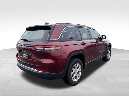 Used 2023 Jeep Grand Cherokee Limited AWD/4WD image 26