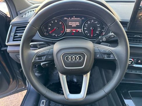 Certified 2025 Audi Q5 2.0T Premium image 16