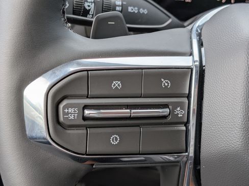 New 2026 GMC Yukon Denali w/ Sun & Power Step Package AWD/4WD image 27
