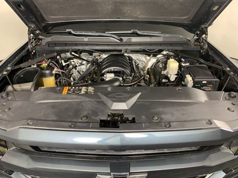 Used 2017 Chevrolet Silverado 1500 LT w/ All Star Edition AWD/4WD image 11