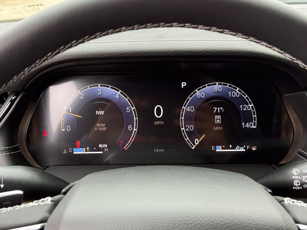 New 2027 Jeep Grand Cherokee Limited AWD/4WD image 16
