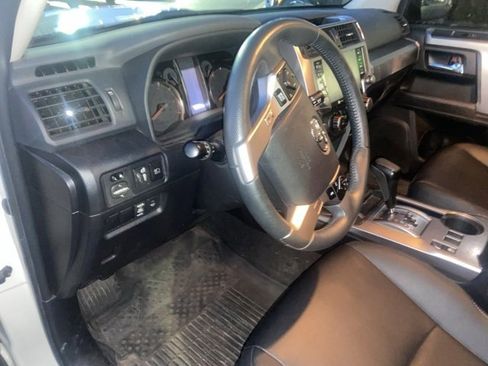 Used 2022 Toyota 4Runner TRD Sport image 12