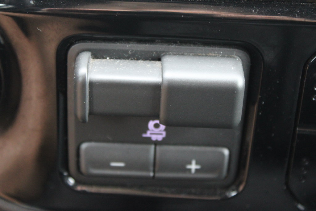 Used 2025 Chevrolet Silverado 2500 LT w/ Convenience Package AWD/4WD image 27