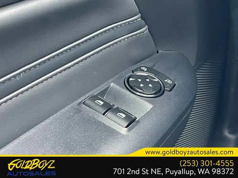 Used 2025 Ford Mustang GT Premium image 25