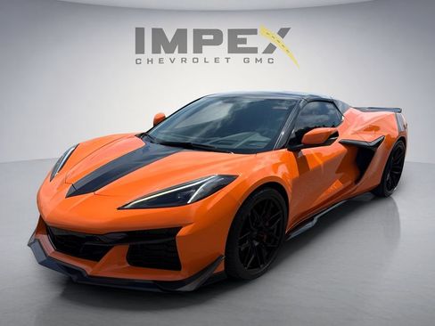 Used 2023 Chevrolet Corvette Z06 RWD image 1