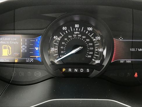 Used 2019 Ford Edge SEL w/ Equipment Group 201A AWD/4WD image 35