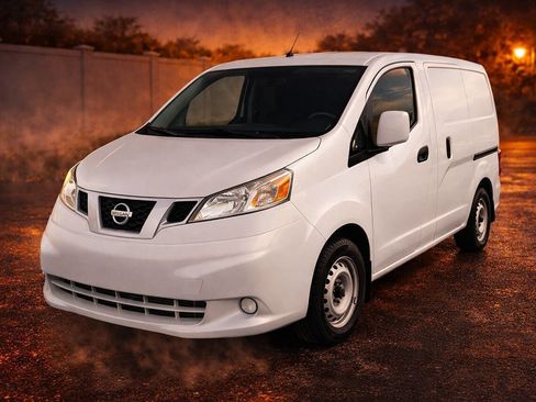 Used 2017 Nissan NV200 S image 1