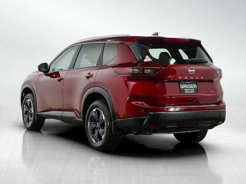 Used 2025 Nissan Rogue SV w/ SV Premium Package AWD/4WD image 3