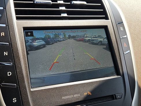 Used 2017 Lincoln MKC Reserve w/ Lincoln MKC Climate Package AWD/4WD image 16
