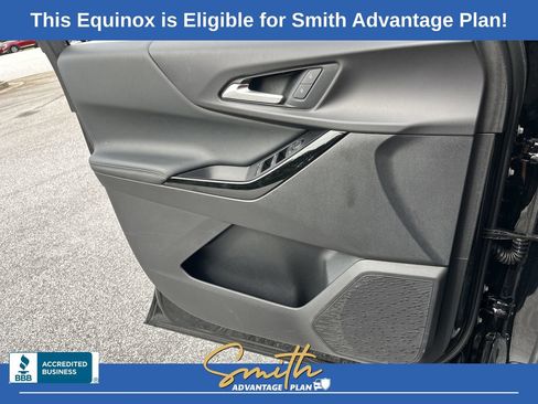 Used 2025 Chevrolet Equinox LT FWD image 14