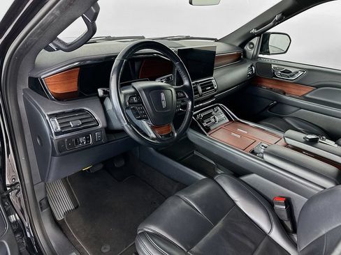 Used 2023 Lincoln Navigator Reserve AWD/4WD image 30