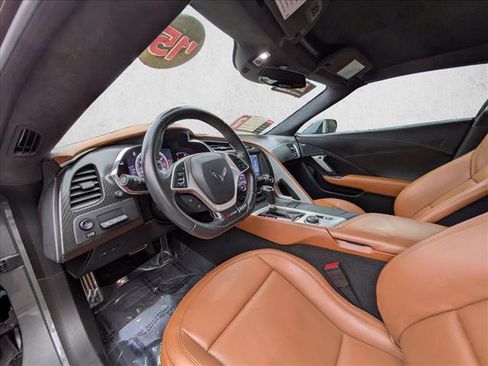 Used 2015 Chevrolet Corvette Z06 w/ 3LZ Preferred Equipment Group image 16