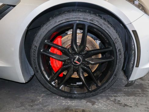 Used 2015 Chevrolet Corvette Stingray Convertible w/ 2LT Preferred Equipment Group RWD image 34