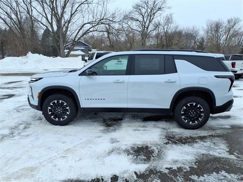 New 2026 Chevrolet Traverse Z71 w/ Enhanced Driving Package image 7