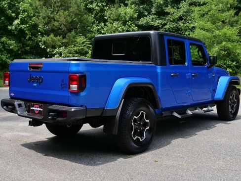 Used 2021 Jeep Gladiator Sport AWD/4WD image 18