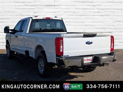 New 2026 Ford F250 XL w/ XL Chrome Package image 7