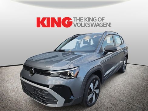 Used 2025 Volkswagen Taos S image 3