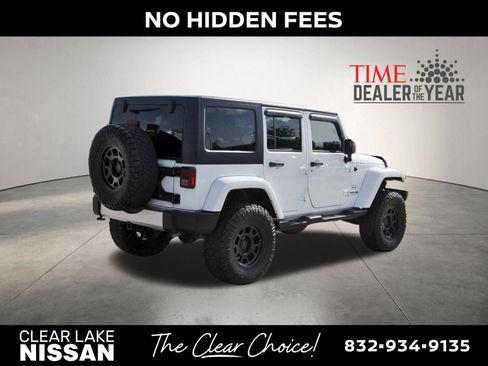 Used 2018 Jeep Wrangler Unlimited Sahara w/ Connectivity Group AWD/4WD image 7