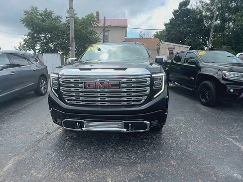 Used 2022 GMC Sierra 1500 Denali image 2