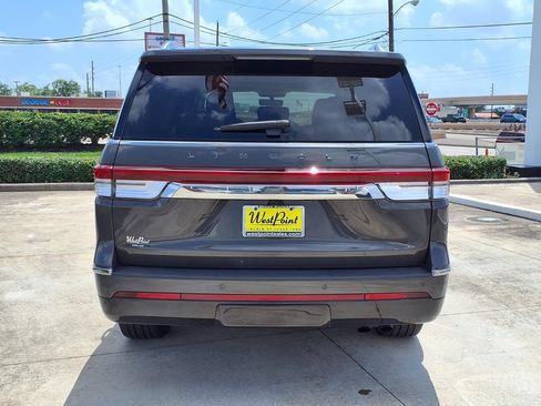 Used 2024 Lincoln Navigator Black Label AWD/4WD image 5