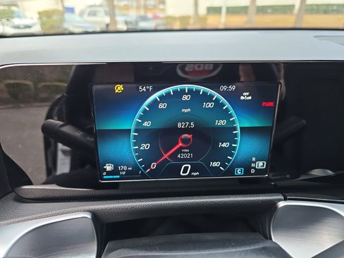 Certified 2023 Mercedes-Benz GLB 250 image 19