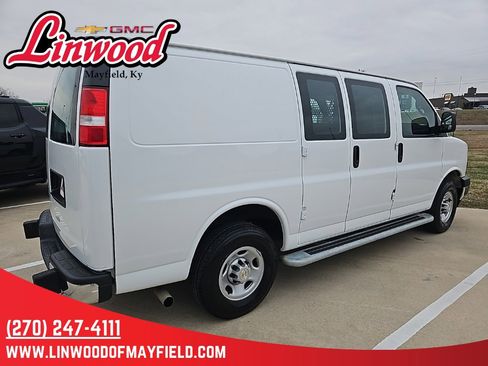Used 2024 Chevrolet Express 2500 w/ Driver Convenience Package image 2