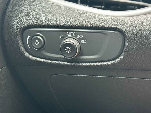 Used 2023 Chevrolet Malibu LS FWD image 29