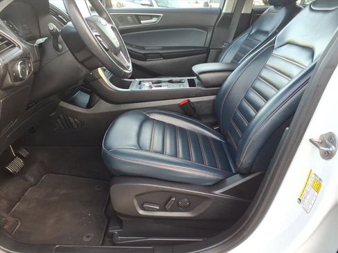 Used 2024 Ford Edge SEL w/ Sport Appearance Package image 22