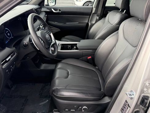 Used 2025 Hyundai Palisade Calligraphy AWD/4WD image 12