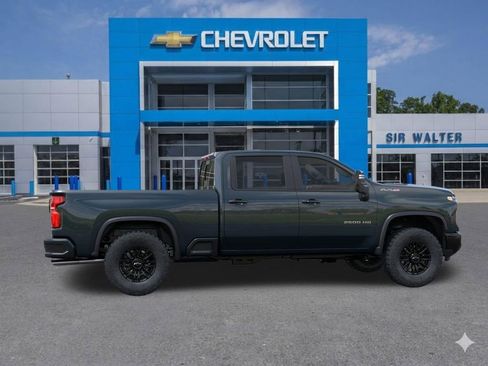 New 2026 Chevrolet Silverado 2500 ZR2 image 6