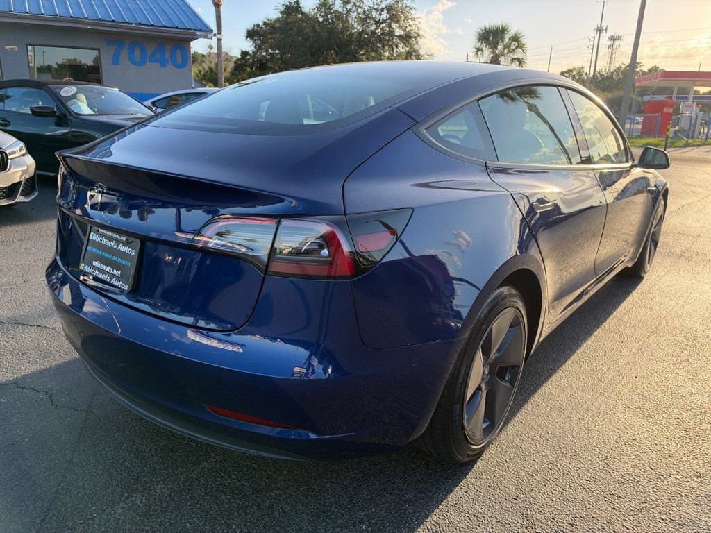 Used 2023 Tesla Model 3 Standard Range RWD image 5