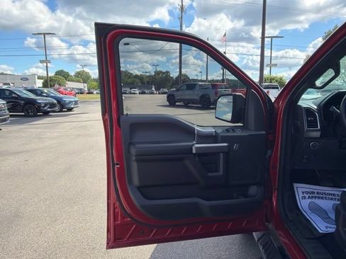 Used 2016 Ford F150 XLT w/ Equipment Group 302A Luxury AWD/4WD image 12