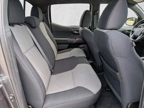 Used 2022 Toyota Tacoma TRD Sport w/ Technology Package RWD image 20