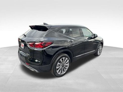 Used 2022 Chevrolet Blazer Premier AWD/4WD image 4
