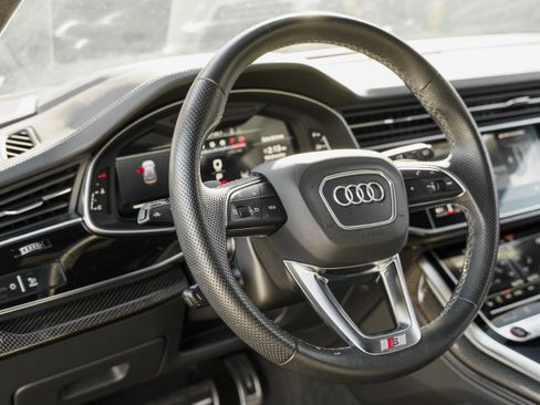 Used 2023 Audi SQ8 Prestige image 10