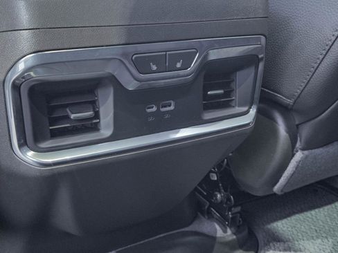 Used 2025 GMC Sierra 2500 Denali w/ Denali Reserve Package image 12