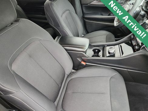 Used 2024 Jeep Grand Cherokee L Laredo image 15